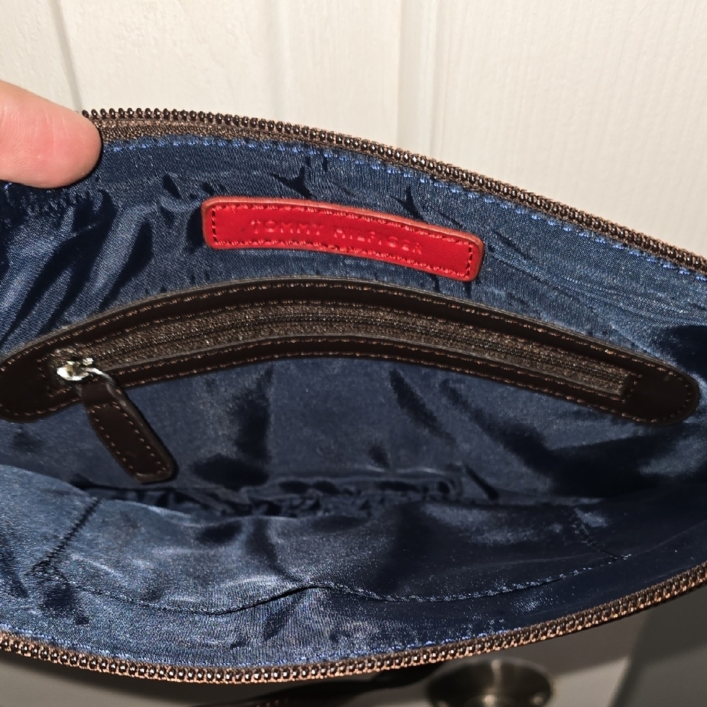 Tommy Hilfiger Brown and Tan Bag - Picture 13 of 16